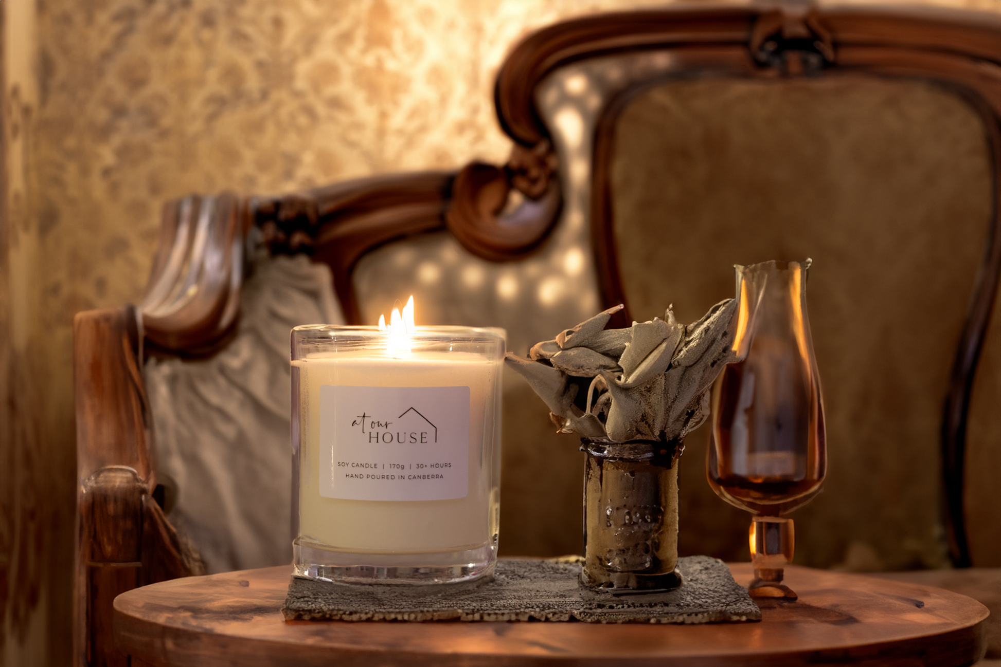 Oud Wood & Dark Vanilla image 0