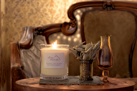 Oud Wood & Dark Vanilla image 0